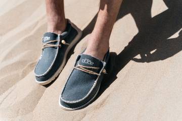Crocs-Tochter Heydude: Hooijer Footwear Group wird Vertriebspartner in Deutschland