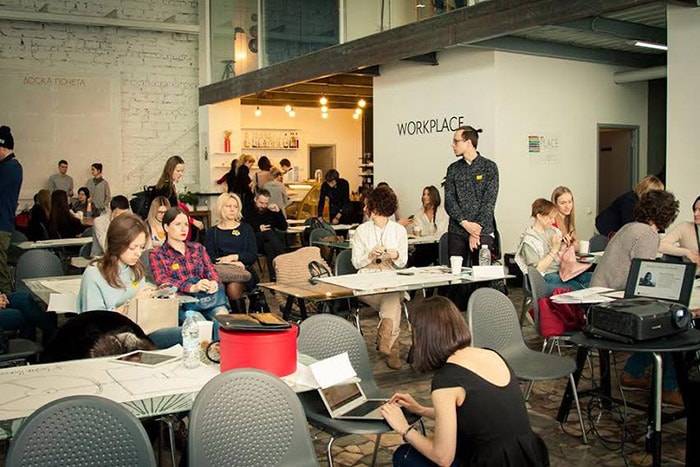 Акселератор Fashion Hub провел первую в России "рабочую субботу"