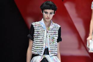 Mode à Milan: Armani aux antipodes des malheurs du monde