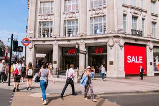 City footfall increases as workers return to the office