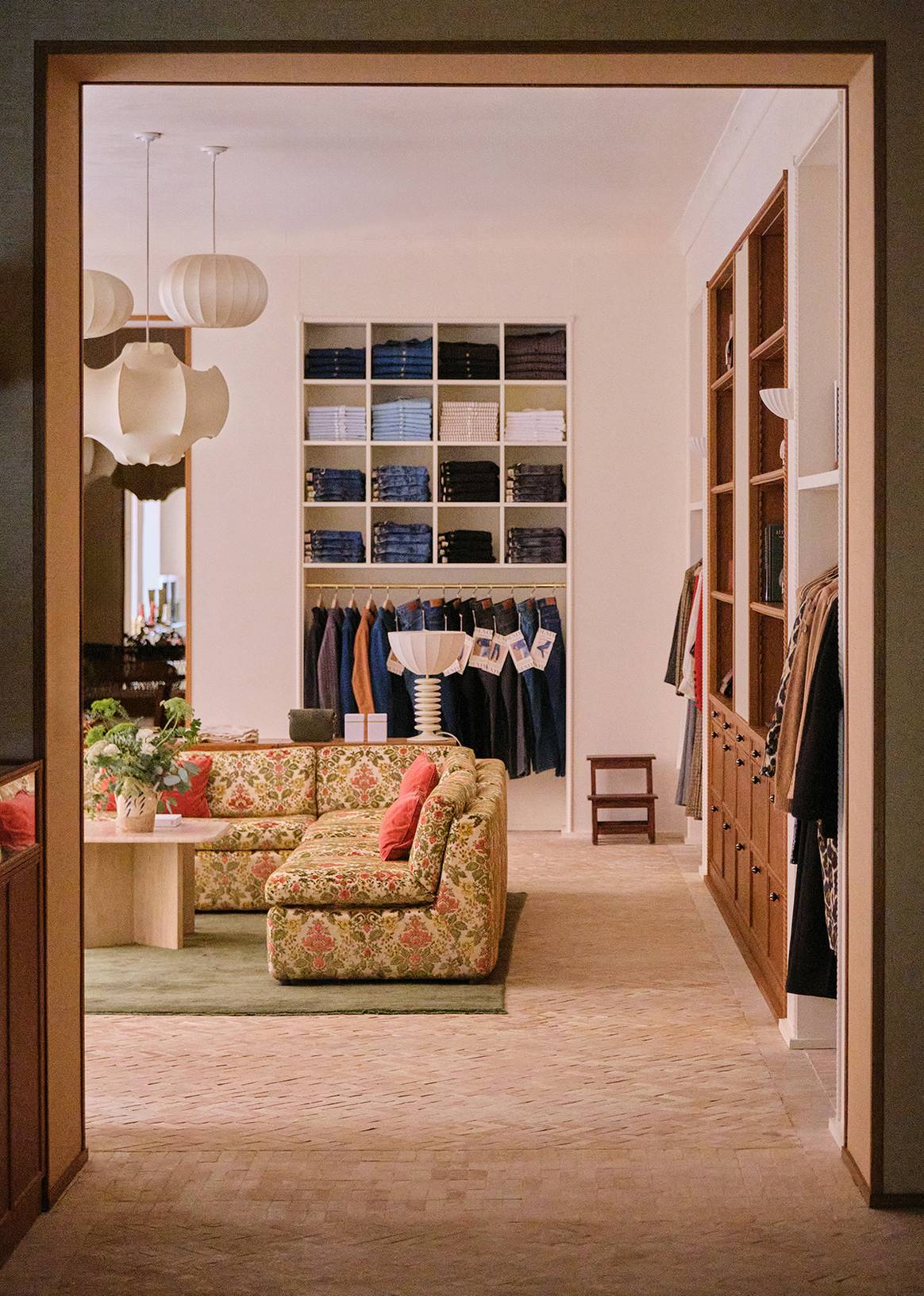 Tienda de Sézane en el número 22 de la calle de Claudio Coello de Madrid (España).