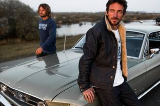 Amsterdenim wint met spijkerbroek Product van het Jaar 2021