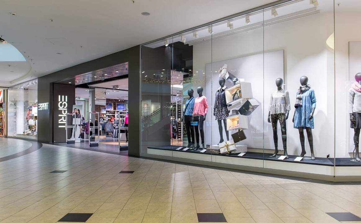 Interview: Jenny Schilensky über ihren Job als Store Manager Assistant bei Esprit in Dresden Elbepark