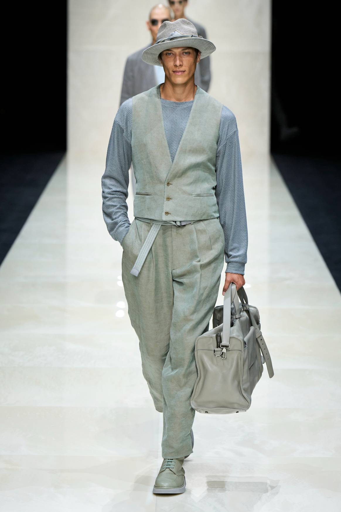 Giorgio Armani collection mode homme PE25.