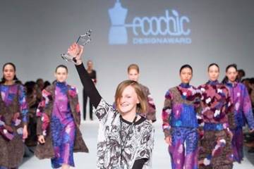 Patrycja Guzik is crowned the winner of the 2015/2016 EcoChic Design Award