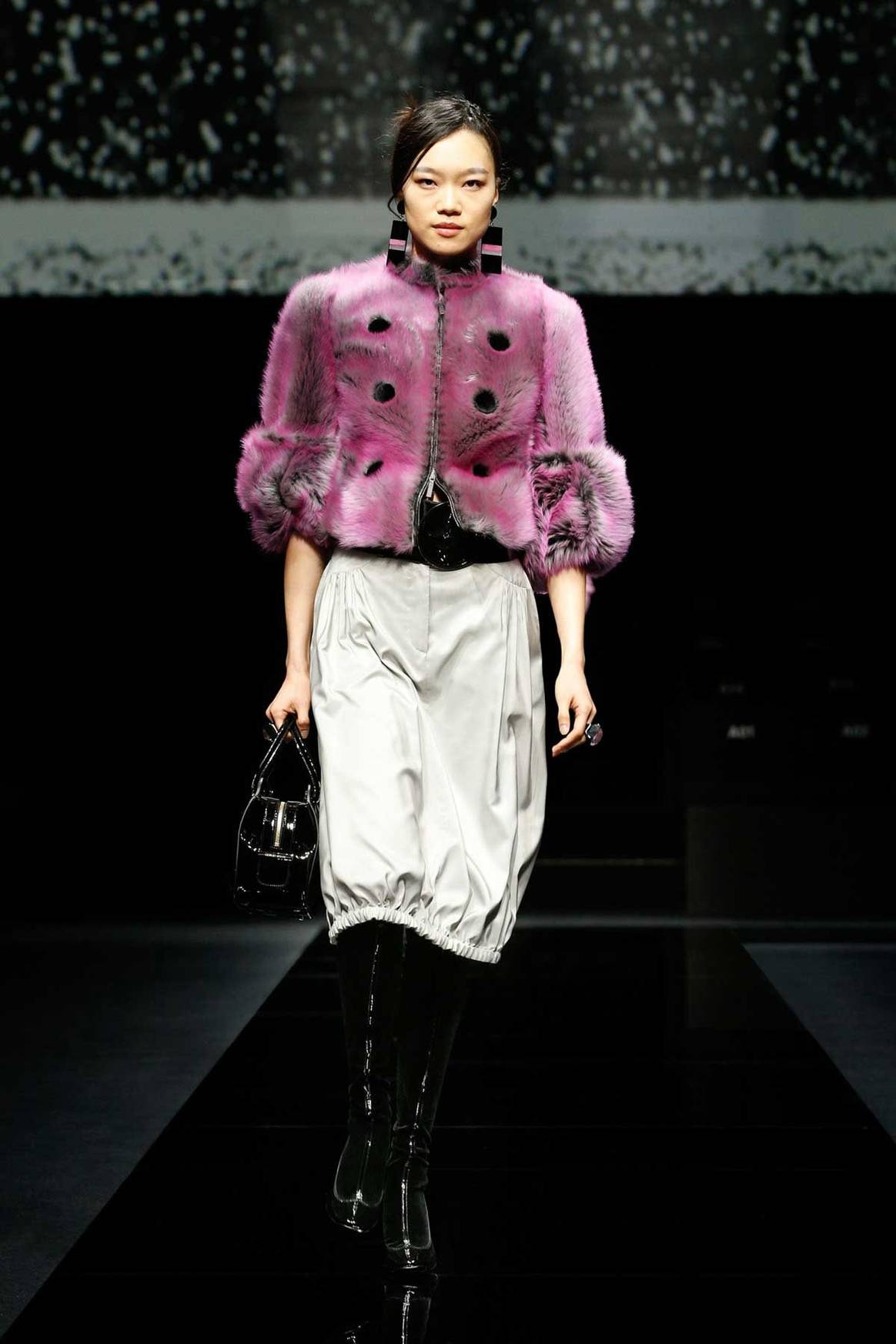 Así fue el desfile de Armani (a puerta cerrada) de Milán