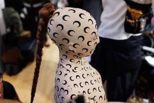    Fashion Week de Paris: puissance et sensualité chez Marine Serre