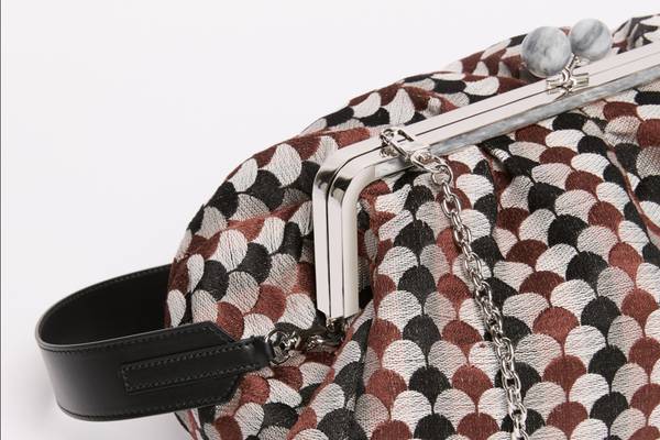 Weekend Max Mara lancia un'edizione limitata della Pasticcino Bag