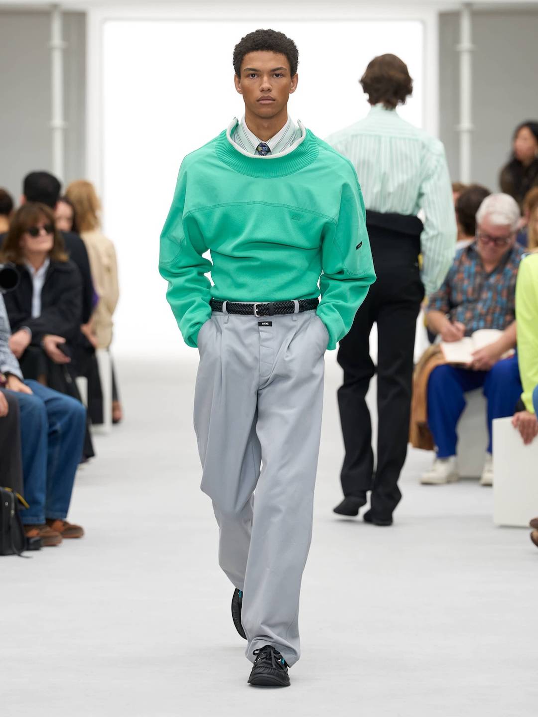 Loewe, sfilata di presentazione delle collezioni donna e uomo per la Primavera/Estate 2027.