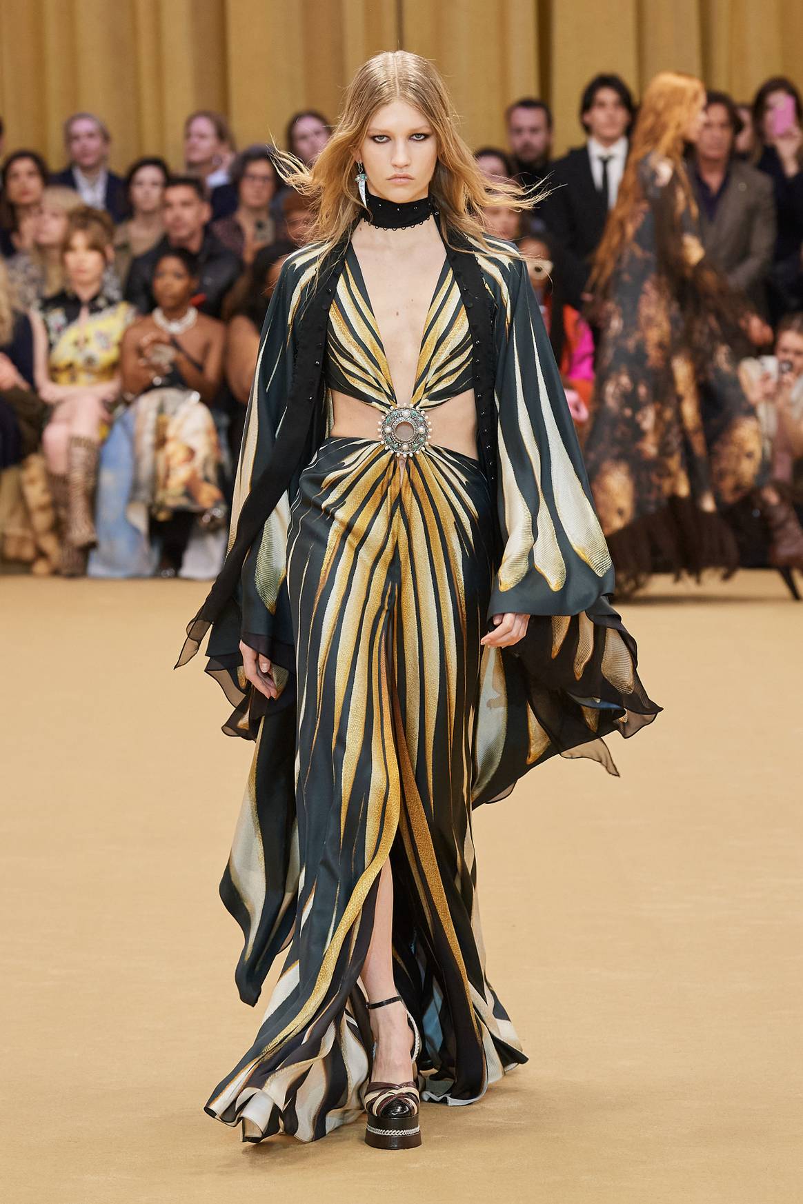 Roberto Cavalli, donna, FW 23, courtesy of Roberto Cavalli