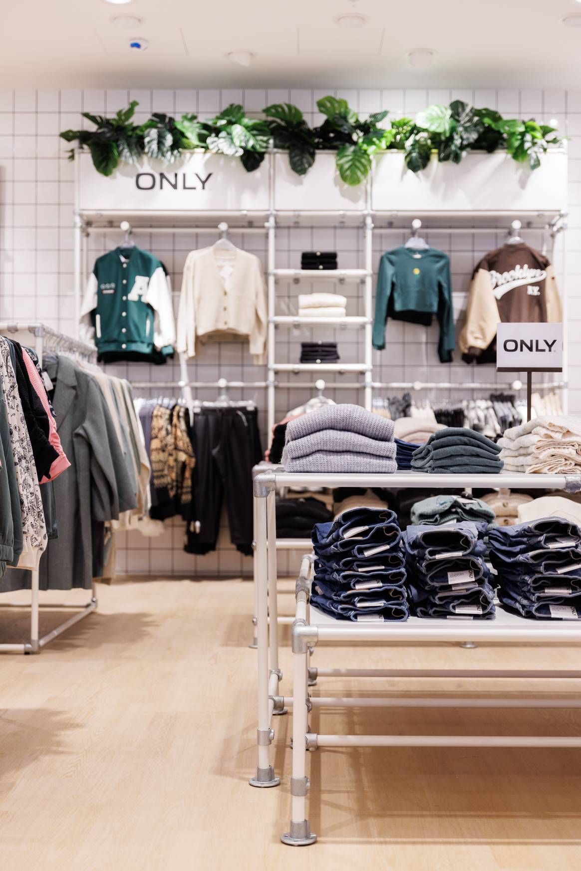 Peek & Cloppenburg in Brüssel. Bild via UPR