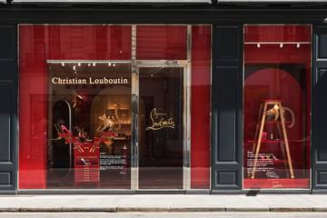 Louboutin magasin paris hotsell