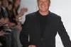 Michael Kors verkoopt aandelen en bouwt logistiek centrum