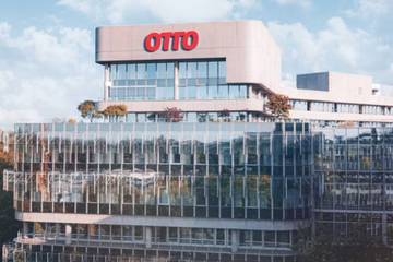 Online omzet Otto Group licht gedaald