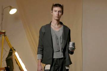 Vidéo: Daniel Crabtree présente sa collection AH21 à LFW