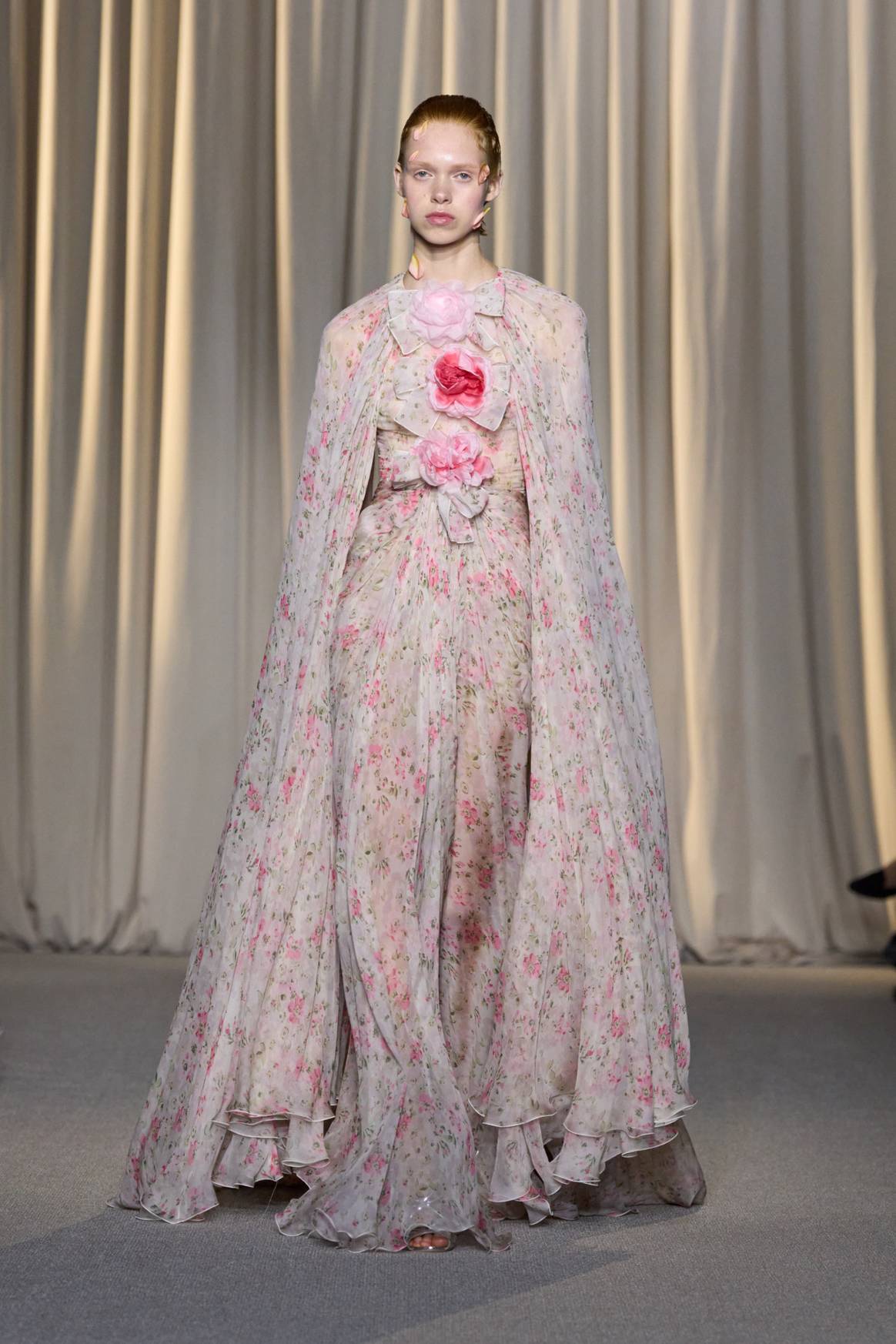 Giambattista Valli HC FW24/ Look 17