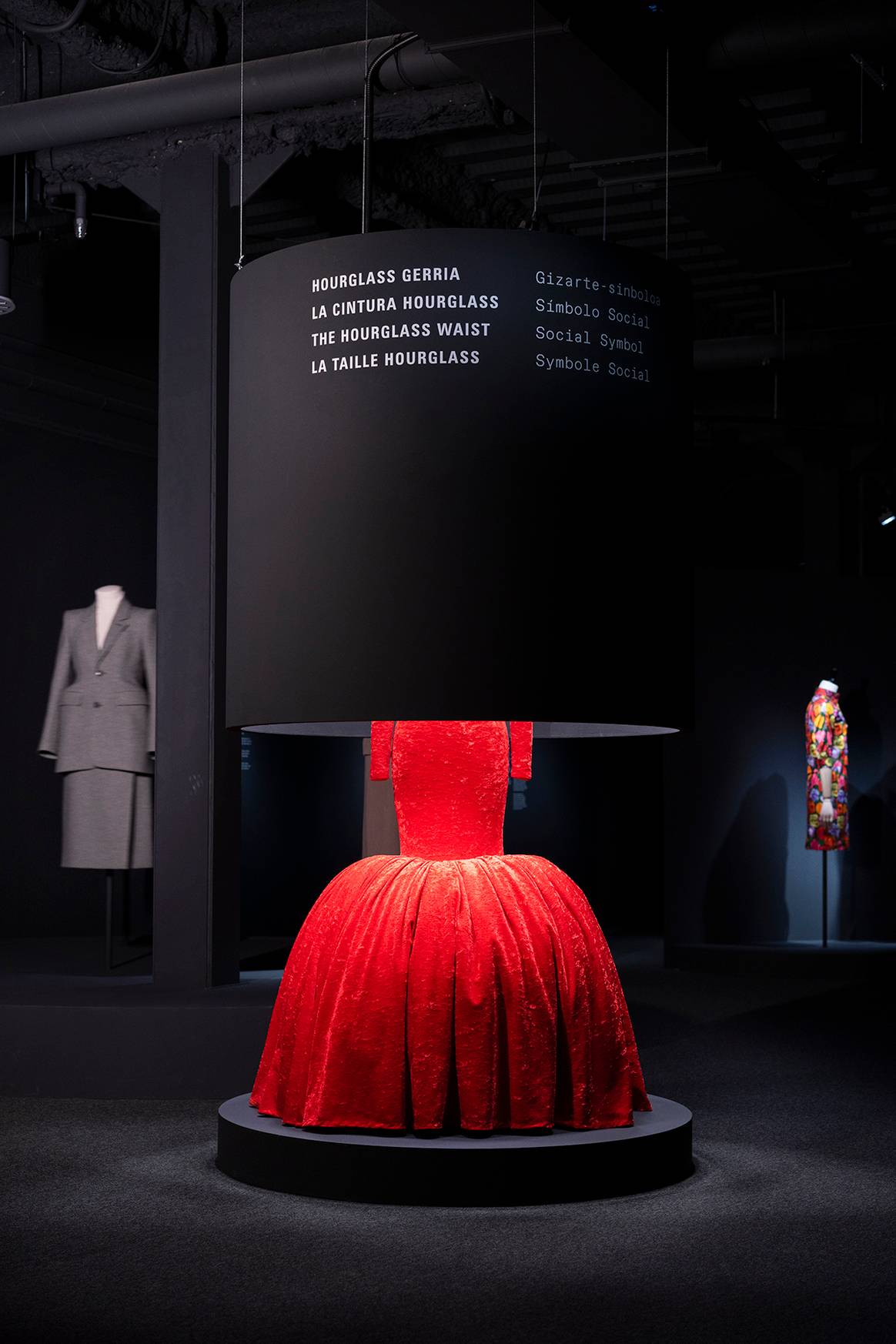 “Balenciaga. Las Sutilezas de un Diálogo”, del 23 de mayo de 2025 al 11 de enero de 2026 en el Museo Cristóbal Balenciaga de Guetaria.