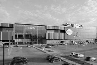 Акционер ПИК продал торговый центр «Саларис» в Новой Москве