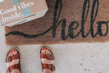 ThredUp introduces "Thrift Card" gift cards for holiday shopping