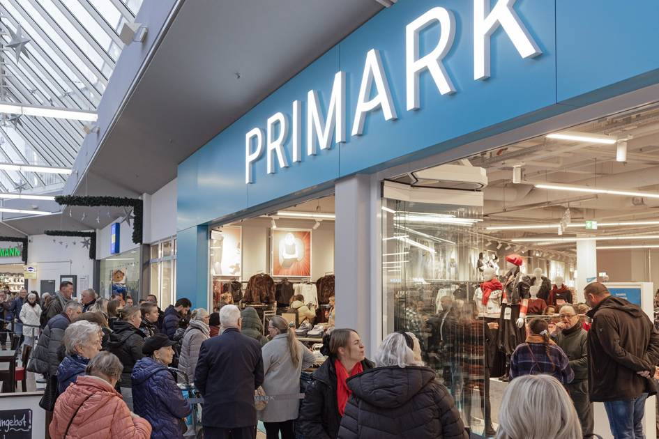 Resale surge and value retail strategies redefine fashion spending