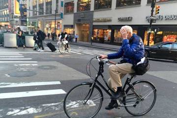 Fashion photographer Bill Cunningham left behind secret memoir