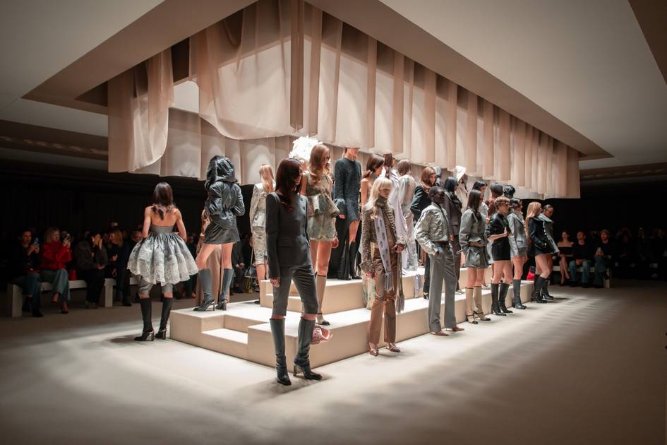 Alexander-McQueen-kehrt-zur-London-Fashion-Week-zur-ck