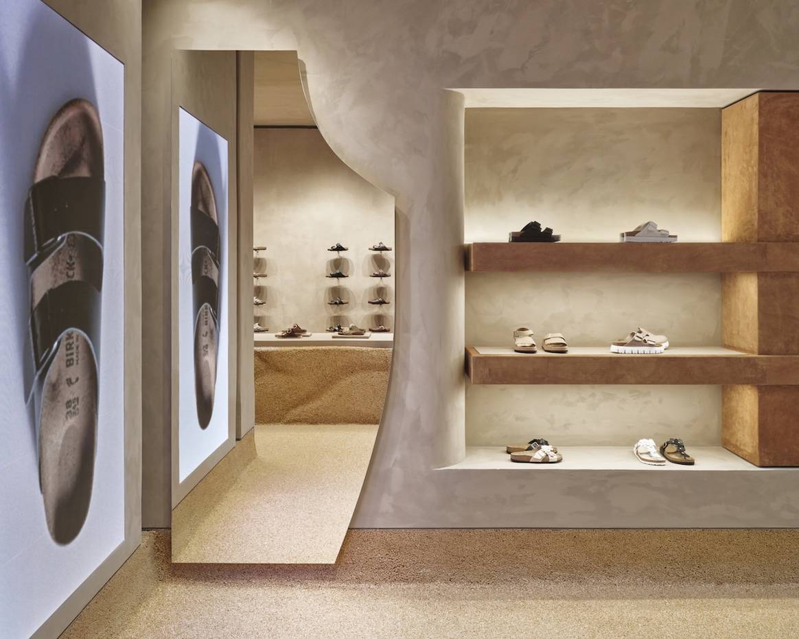 Das Interieur des neuen Stores von Birkenstock in San Sebastián