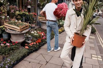 Ted Baker Plc ziet omzet met 50 procent stijgen in tweede kwartaal