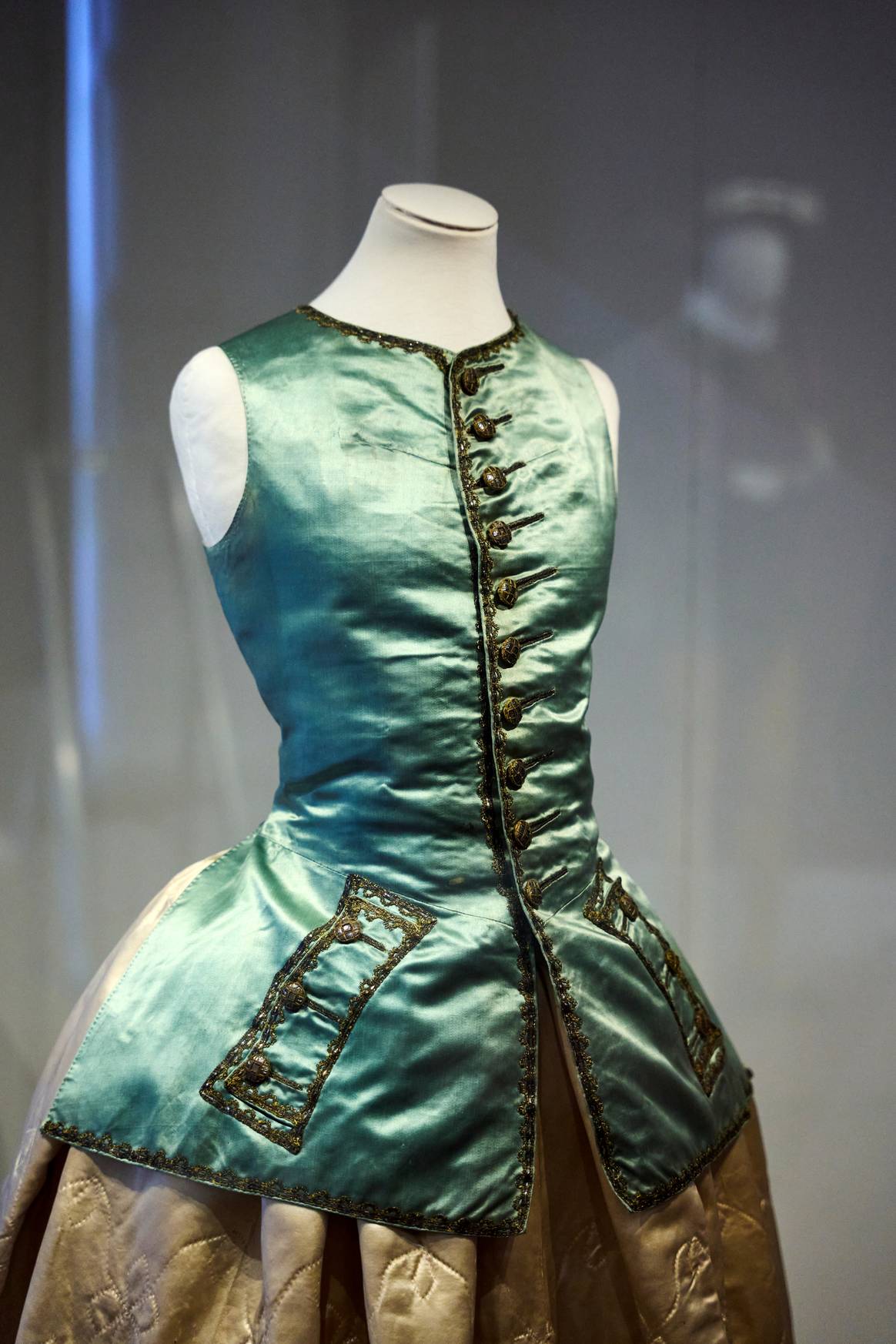 National Trust’s Polesden Lacey ‘Dress to Impress’ exhibition