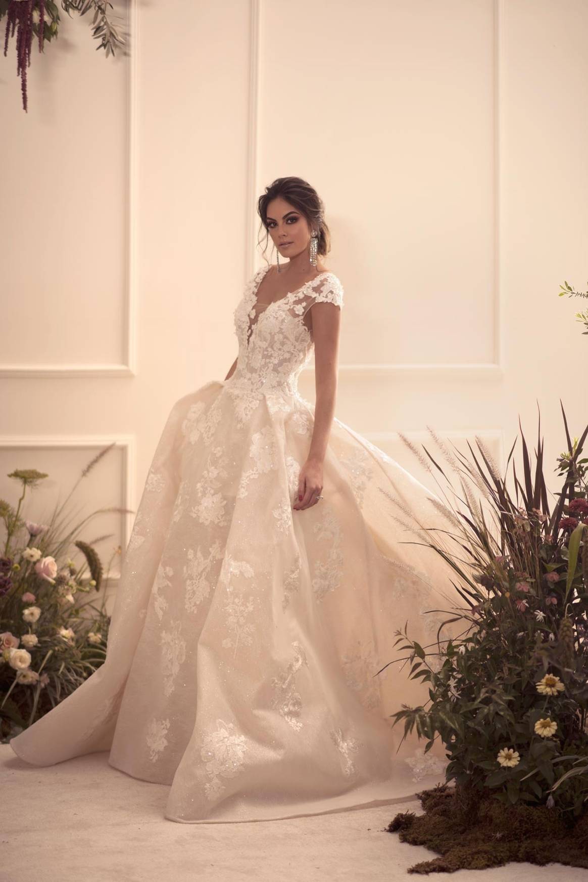 Ximena Navarrete es la nueva imagen de Benito Santos Novias