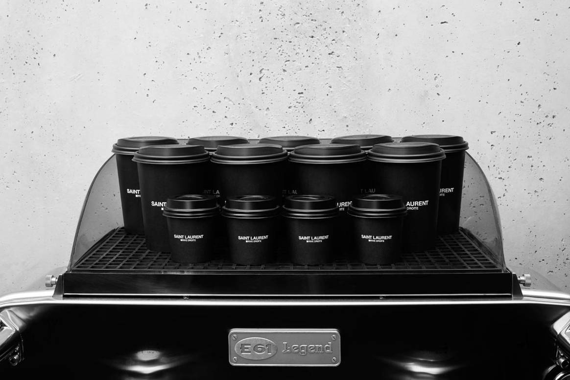 Saint Laurent ouvre un café et un espace d'exposition rue Saint-Honoré