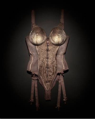 Curator: ‘Jean Paul Gaultier feminiseert Rotterdam’