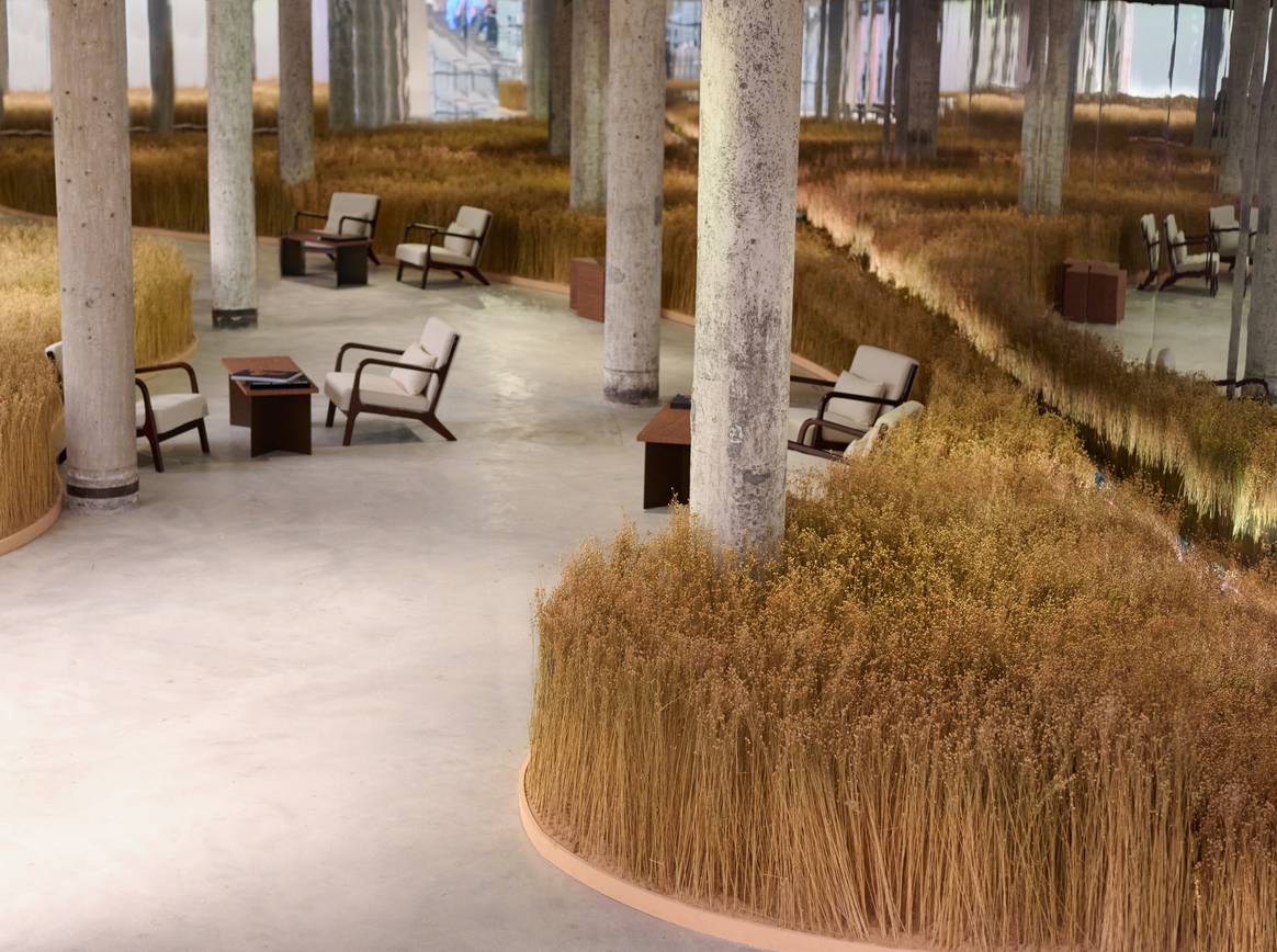 Flax field of the 'Villa Zegna' in Shanghai