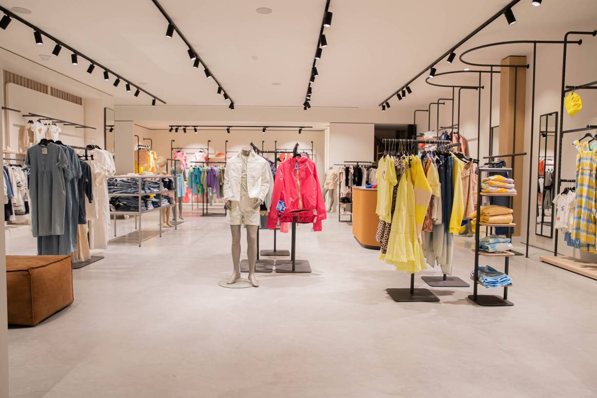 De vernieuwde Deleye-winkel in Kuurne. Beelden via Deleye