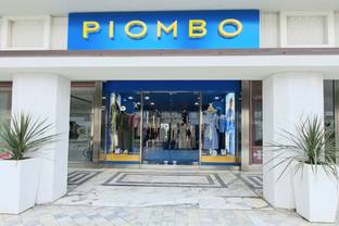 Piombo apre a Forte dei Marmi