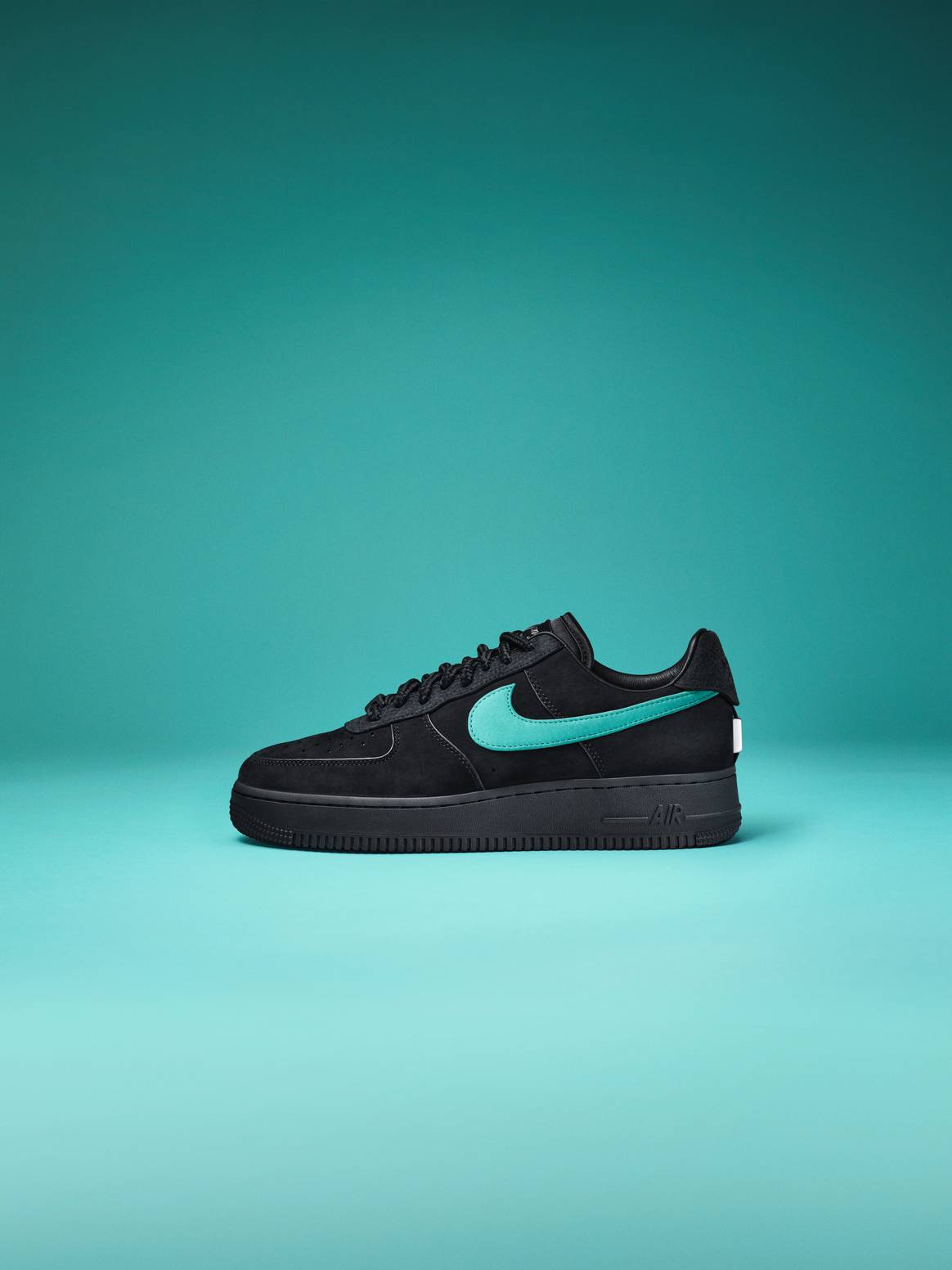 De Nike x Tiffany & Co. Air Force 1 1837. Beeld: Tiffany & Co.