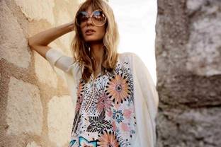 Yoox Net-A-Porter Group sales hit 1 billion euros for first time