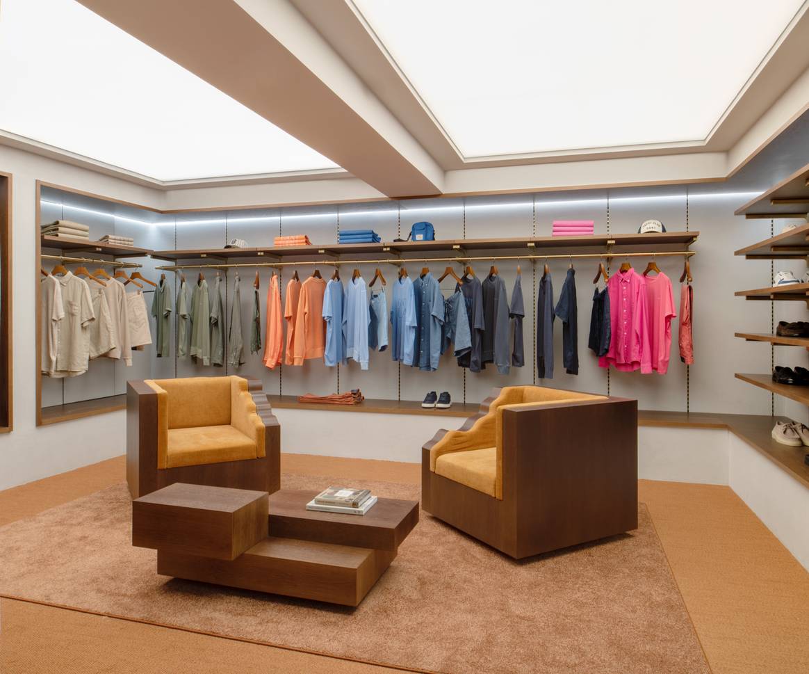 La boutique Gant de Stockholm rénovée. Photo Mikael Olsson. Courtesy of Gant