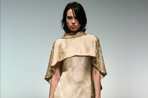 Alberta Ferretti guest designer della Dubai fashion week