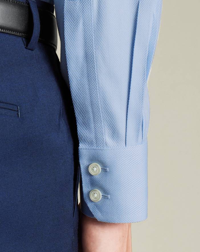 Men's Charles Tyrwhitt Cutaway Collar Non-Iron Herringbone Dress Shirt | Charles Tyrwhitt