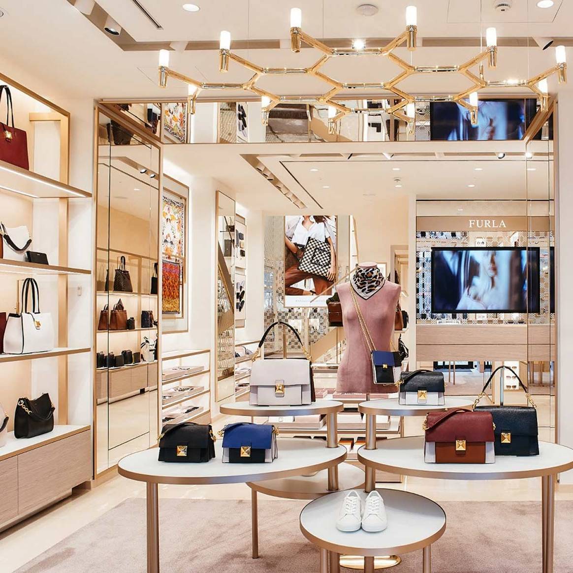 Furla eröffnet Store in München nach Umzug