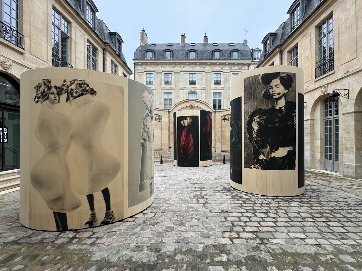 Dover Street Market Paris courtyard installation