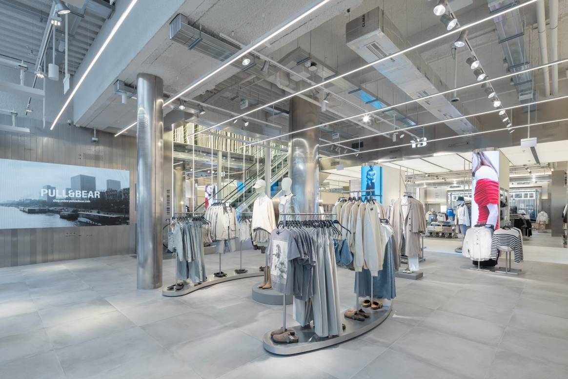 's werelds grootste Pull&Bear-winkel in Rotterdam