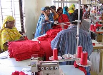 Modebedrijven investeren in textielsector Bangladesh