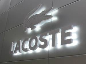 Familie Lacoste verkoopt meerderheidsbelang