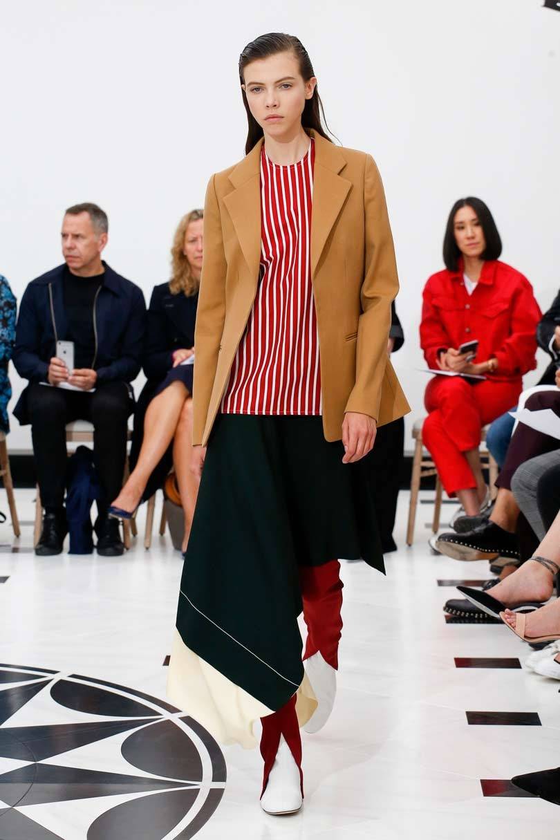 Victoria Beckham und Sushi Hüte: Das war die London Fashion Week