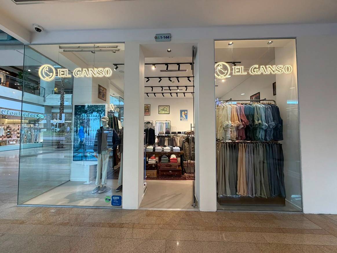 Tienda de El Ganso en el centro comercial El Retiro de Bogotá (Colombia).