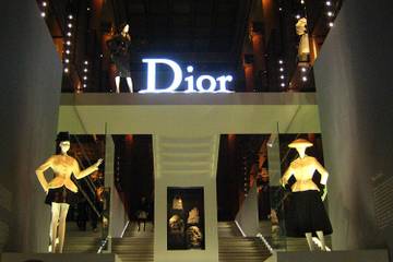 Dior cumple 70