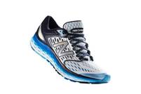 New Balance: limited edition dedicata alla maratona di Roma