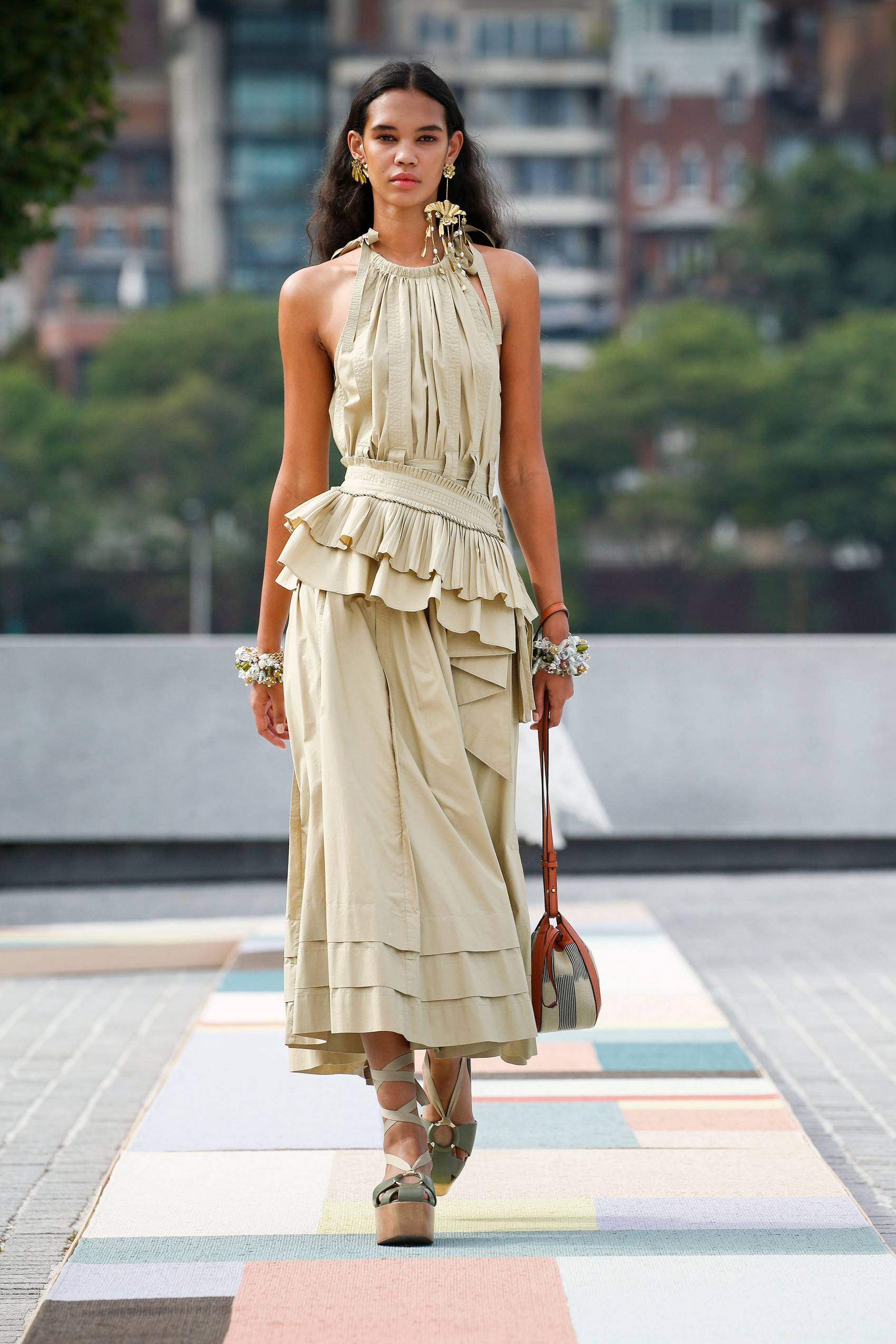 WOMENSWEAR SS21
